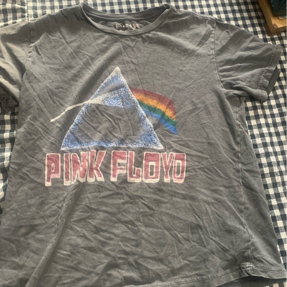 Source Unknown Tops - Charcoal Pink Floyd Graphic Tee